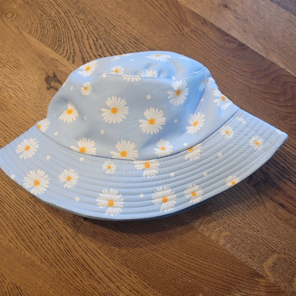 Elli Daisy Bucket Hat